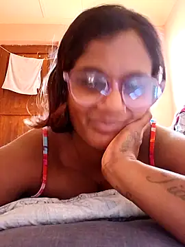 indianstrawberrylips4u Live XXX-Chat