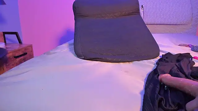 sabrina_joness' Live XXX Chat