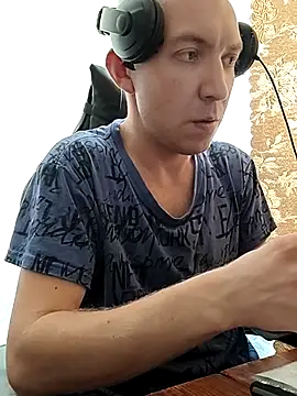 _uncle_Mitya-43_'s Live XXX Chat