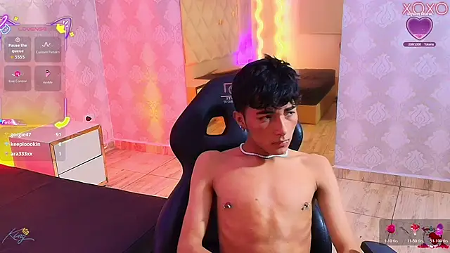 osamu_tay Show in webcam