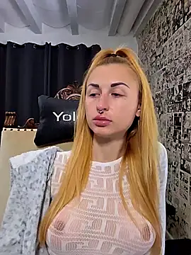 kylie_blck 现场XXX聊天