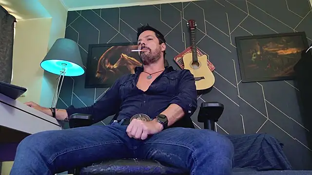 دردشة ChrisKox الجنسية المباشرة