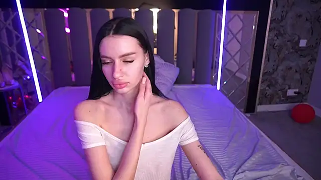 Chat +18 de Snow_WhiteeeX ao vivo