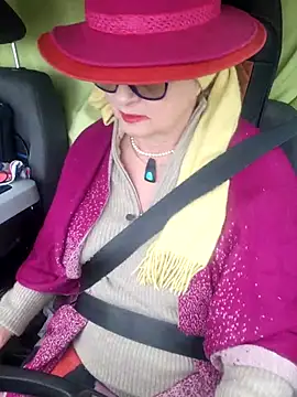 Hot-Muci: онлайн-секс-чат