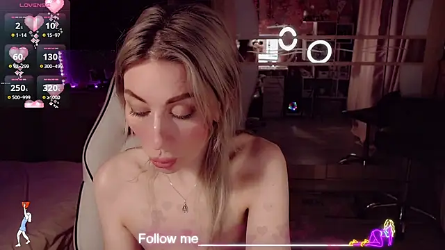 AnnieGOld_'s Live XXX Chat