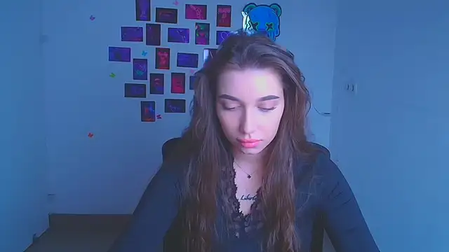 Chat +18 de NikaMystic ao vivo