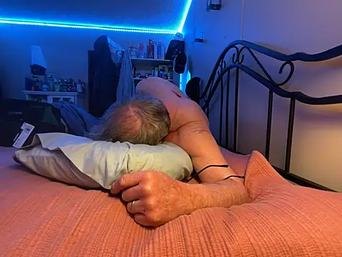 Chat XXX en directo de jck1m0t