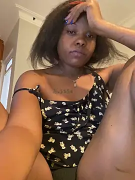 Chat XXX en directo de Dellah27