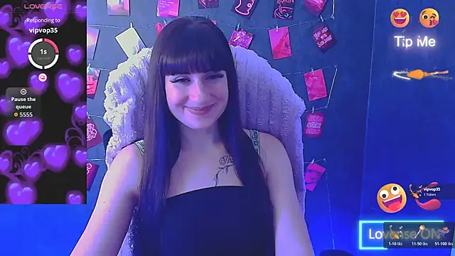 Show modela Violla_My na web-kameri