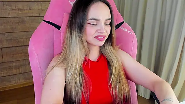 AnitaVenture Adlı Modelin Canlı XXX Sohbeti