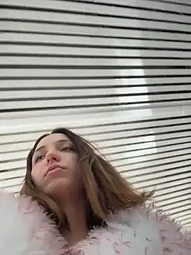 DollyTall Obrolan Langsung XXX