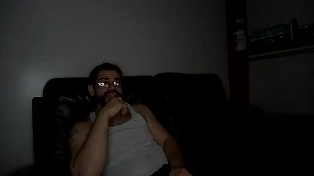 Zander823 现场XXX聊天