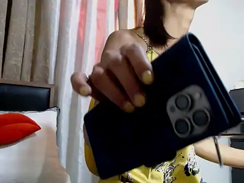 BigCOCK_Victoria69 现场XXX聊天