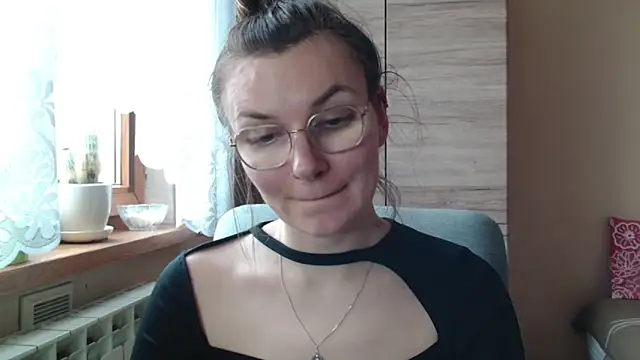 LooveELLYx: онлайн-секс-чат