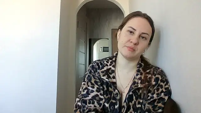 XXX chat uživo modela MeadowEyes