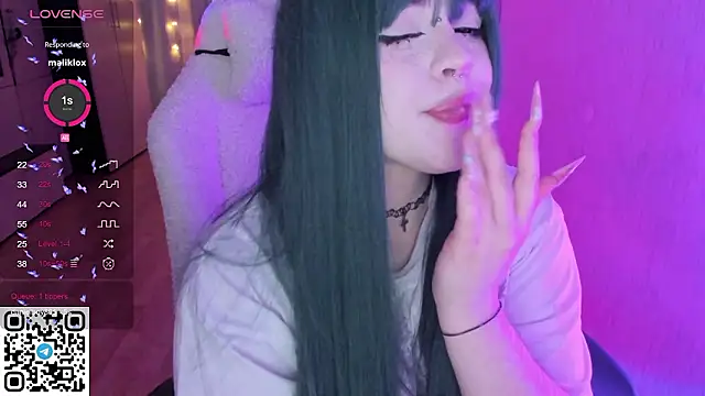 Chat +18 de SelenaCute ao vivo