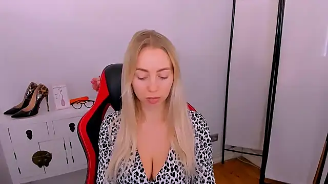 MargaritaRose Live XXX-Chat