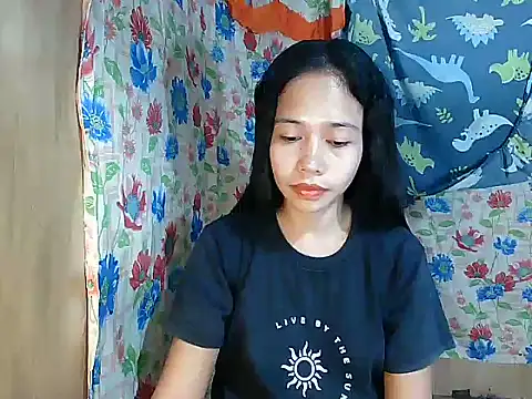 PinaySkinnyGirl 现场XXX聊天