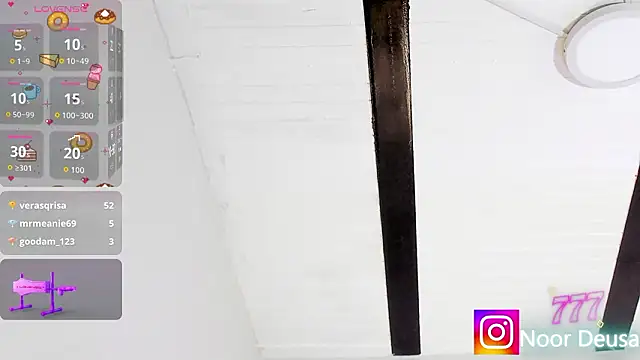 Candaceoweens' Live XXX Chat