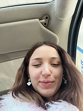 DollyTall: онлайн-секс-чат