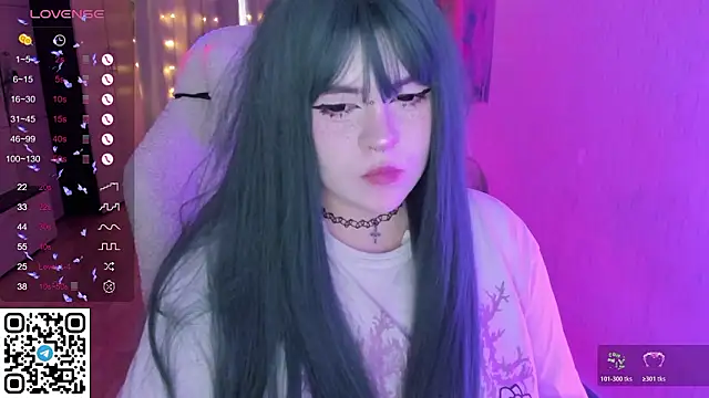 Онлайн чат XXX SelenaCute