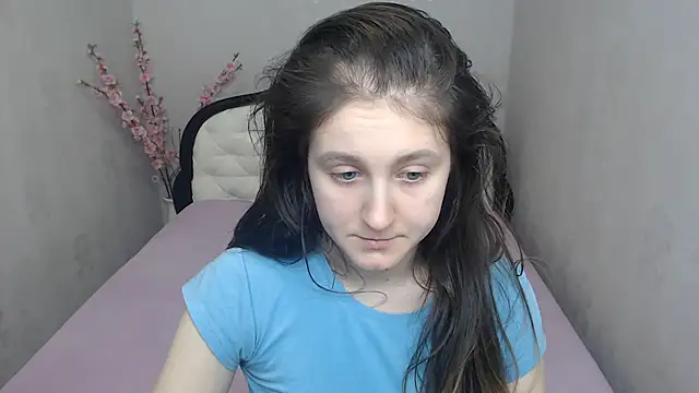 Chat +18 de Holliy_Cooper ao vivo