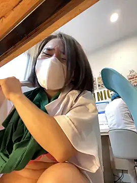 Clinic_Sexy élő XXX-chatje