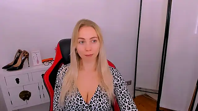 แชท XXX สดของ MargaritaRose