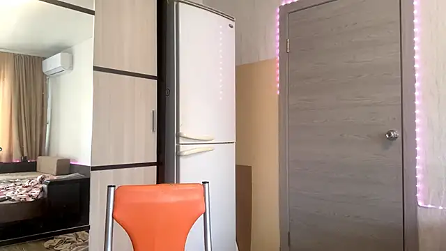 MillyHowden Live XXX-Chat