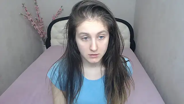 Chatroom XXX en direct de Holliy_Cooper