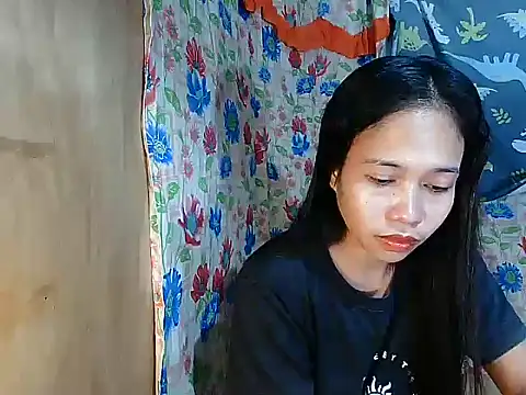 Chatroom XXX en direct de PinaySkinnyGirl