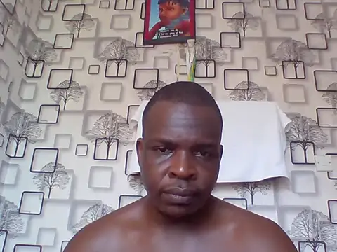 Chumba_001: διαδικτυακό σόου στην κάμερα