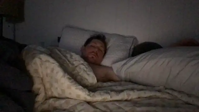 Chatroom XXX en direct de 9VOLTT