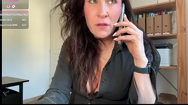 دردشة vanessariskyshow الجنسية المباشرة