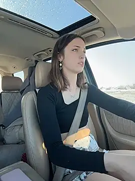 DollyTall élő XXX-chatje