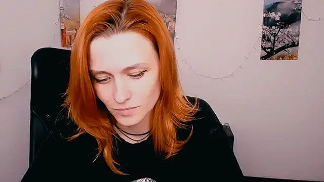 PeppyMia Chat XXX in diretta