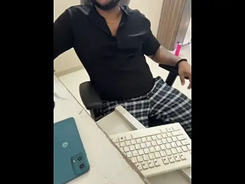 FlirtyxBoyのウェブカメラショー