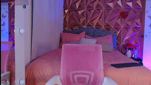 Lenajones_ch Chat XXX in diretta