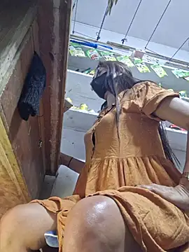 Loreanegel_kissme105 即時 XXX 聊天