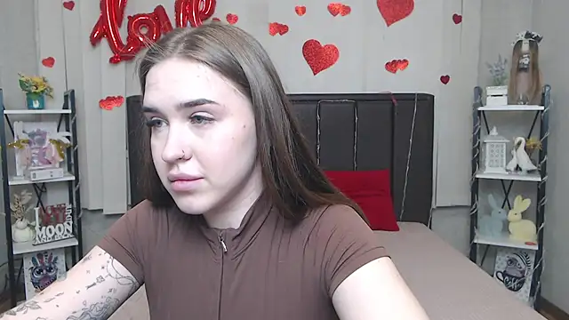 LauraHlot  のライブXXXチャット