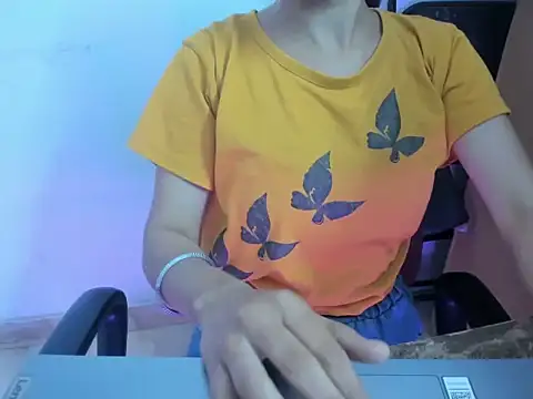 Hotsurbhi 라이브 XXX 채팅