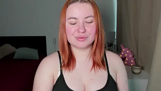 LAYLAxSTAR: απευθείας συνομιλία ΧΧΧ