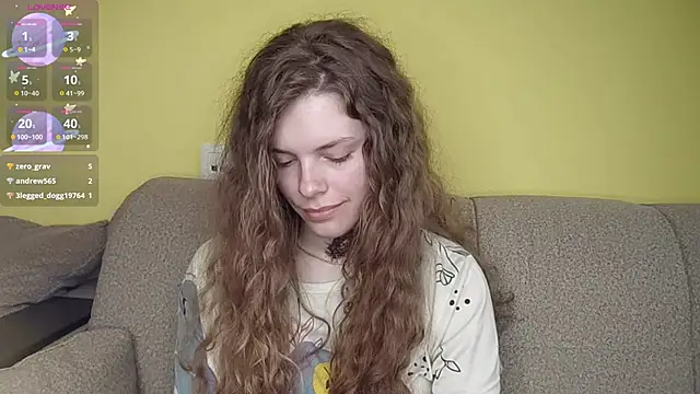 RayaNenlia 即時 XXX 聊天