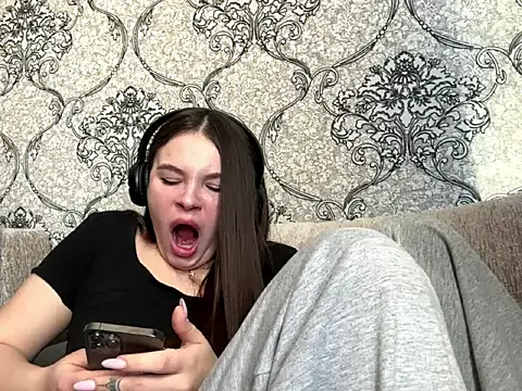 Czat XXX na żywo – AkikoAnkrom