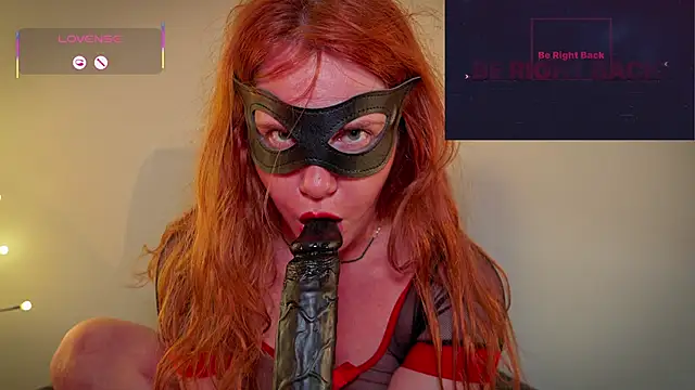 Онлайн чат XXX GingerAleMILF