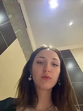 แชท XXX สดของ DollyTall