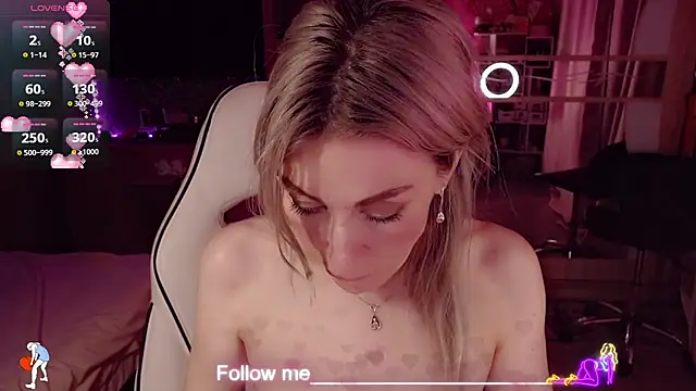 แชท XXX สดของ AnnieGOld_