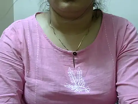 mahira_999's Live XXX Chat