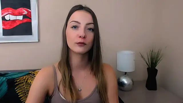 NatalieSexy Adlı Modelin Canlı XXX Sohbeti