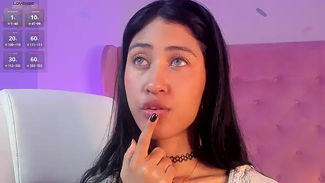 แชท XXX สดของ internett_sweetheart